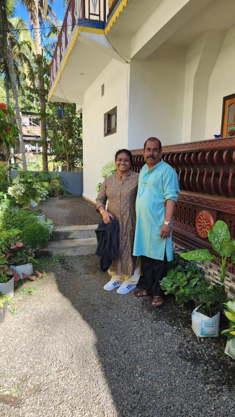 Pknhomestay Kumily Thekkady Esterno foto